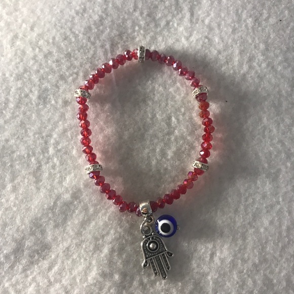 Hamsa/ Evil Eye Red Bracelet - Picture 2 of 5